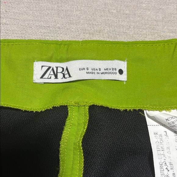 Zara Green Mini Skirt Small - Picture 4 of 5